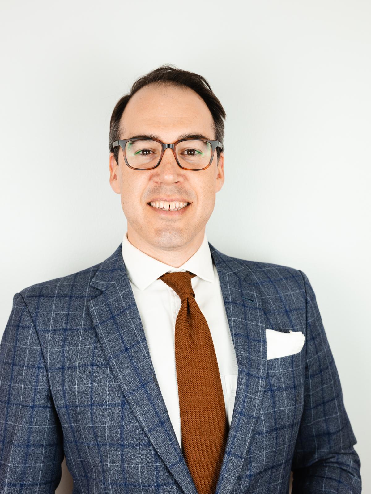 Frank R. Wermeling, MD Professional Background Image